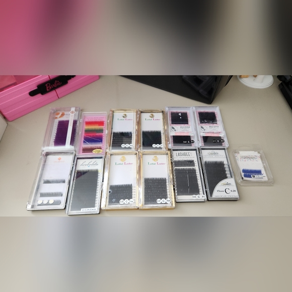 C Curl Eyelash Extension Lot - Picture 2 of 2